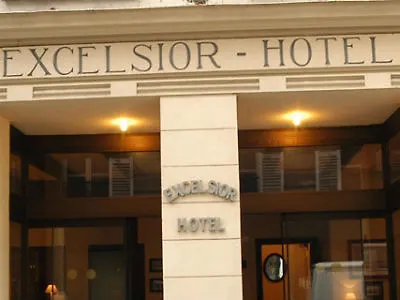 ***  Hotel Excelsior Batignolles Parigi Francia
